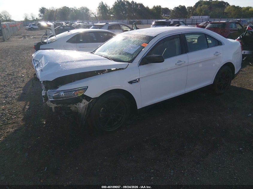 Vin: 1fahp2d84jg105682, lot: 46688941, ford taurus se 20182