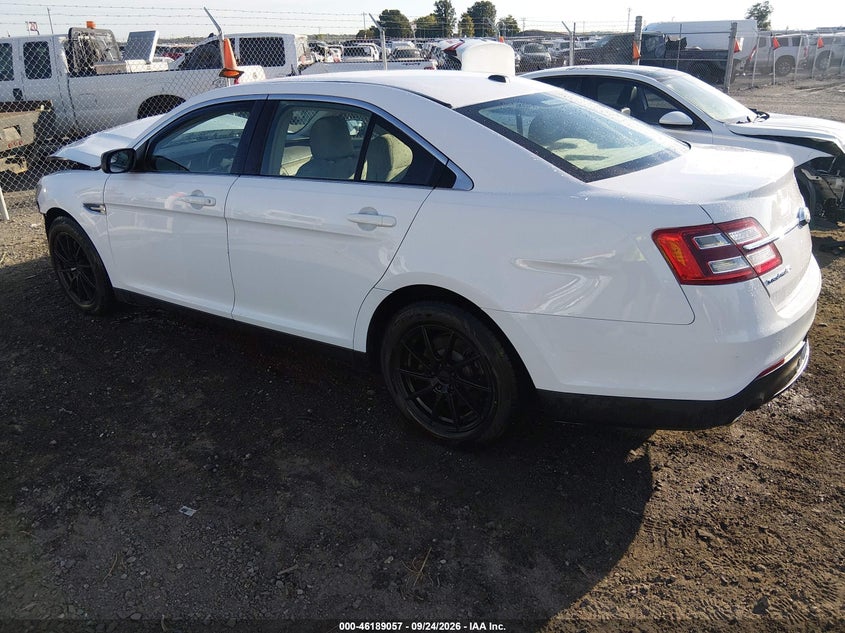 Vin: 1fahp2d84jg105682, lot: 46688941, ford taurus se 20183