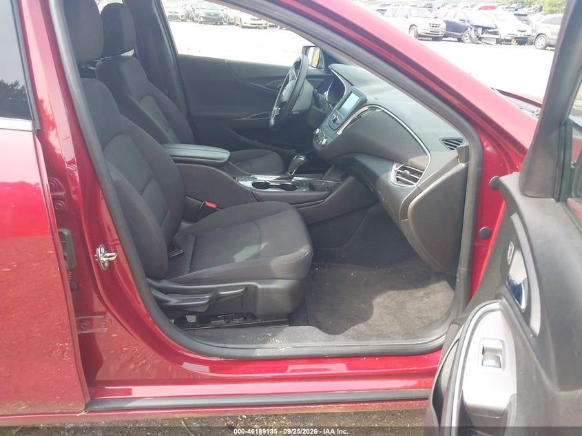 2017 CHEVROLET MALIBU auction photo 5