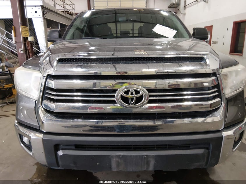 TOYOTA TUNDRA - zdjęcie 12