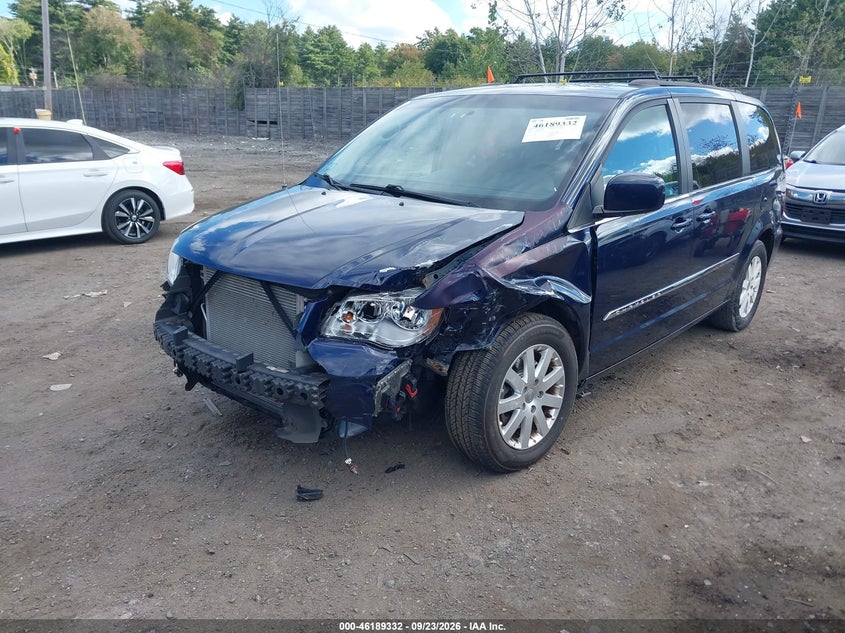 Vin: 2c4rc1bg4fr664900, lot: 46689216, chrysler town & country touring 20152