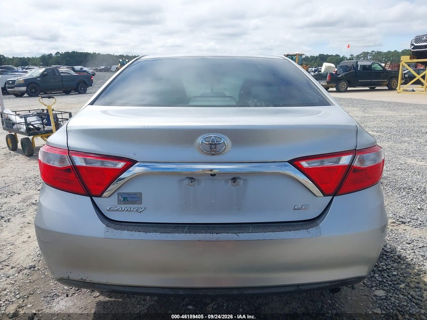 TOYOTA CAMRY - zdjęcie 16