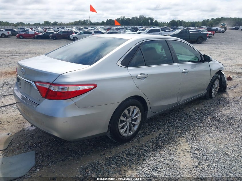 TOYOTA CAMRY - zdjęcie 4