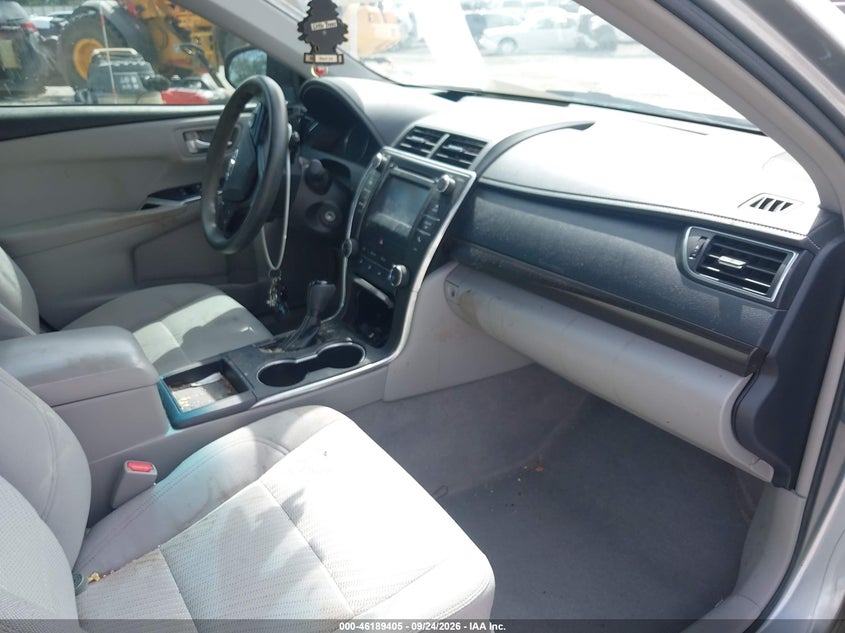 TOYOTA CAMRY - zdjęcie 5