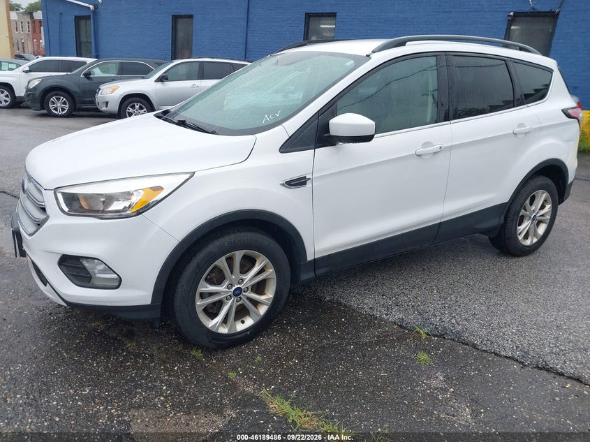 Vin: 1fmcu9gd8juc37632, lot: 46689370, ford escape se 20182