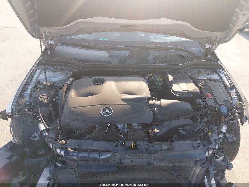 2014 MERCEDES-BENZ CLA 250 · Фото 10