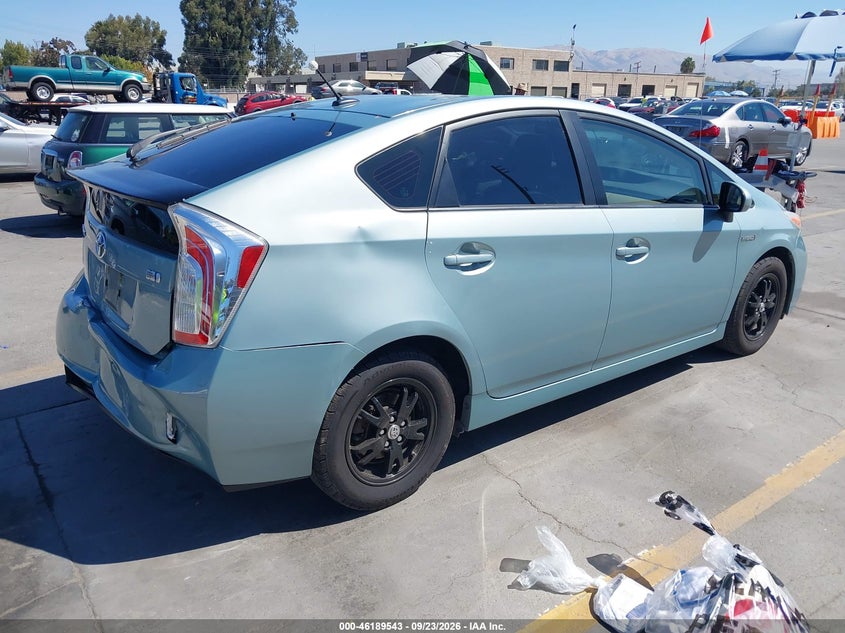 Vin: jtdkn3du2d1647377, lot: 46689427, toyota prius three 20134