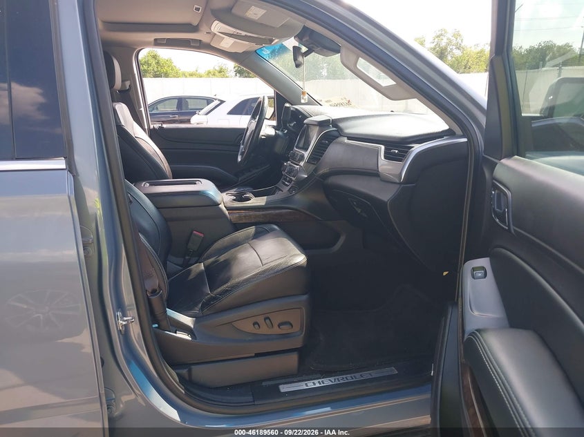 CHEVROLET SUBURBAN - zdjęcie 5