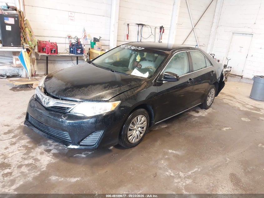 2012 Toyota Camry, Звичайний знос, IAAI, VIN 4T4BF1FK0CR234059 — фото 2