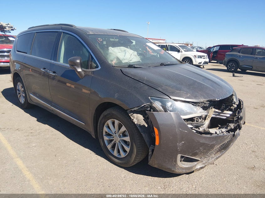 Vin: 2c4rc1bg8hr821301, lot: 46689587, chrysler pacifica touring-l 2017 img_1