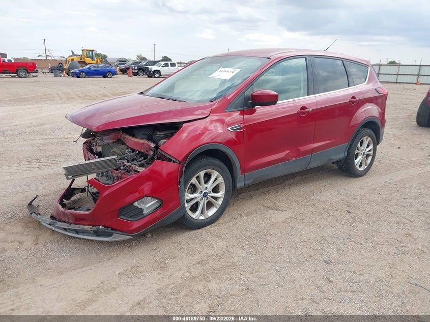 Vin: 1fmcu0gd6kua92586, lot: 46689634, ford escape se 20192