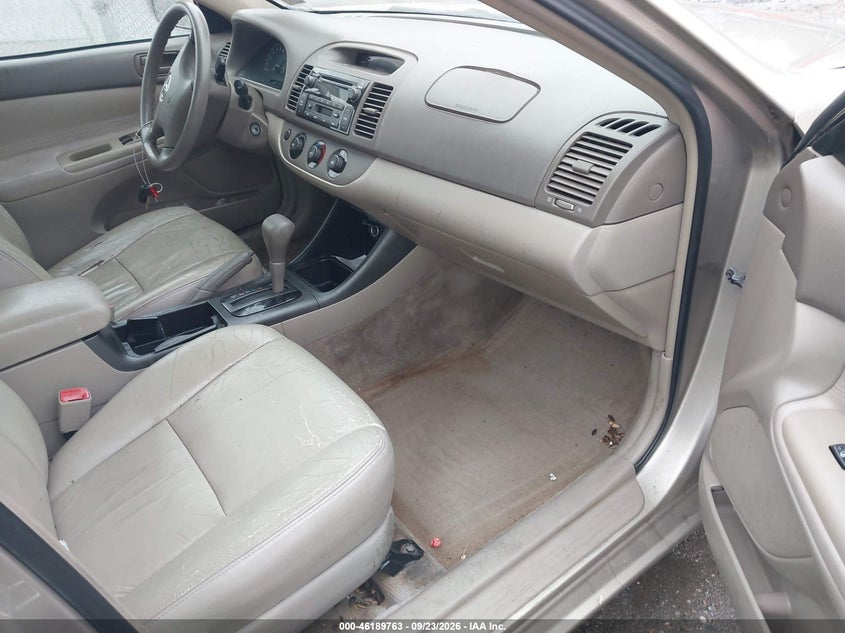2004 TOYOTA CAMRY auction photo 5