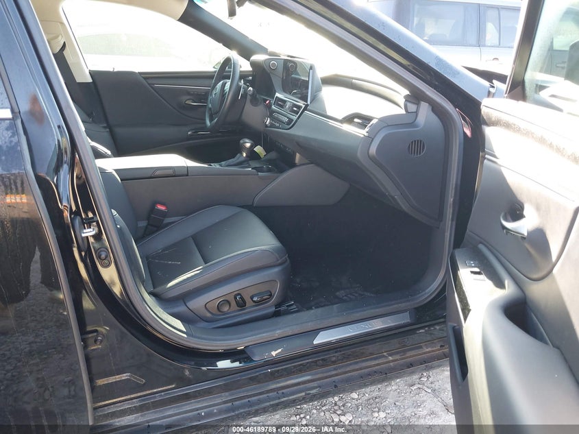 LEXUS ES 300H 2025 VIN 58ADA1C14SU066544