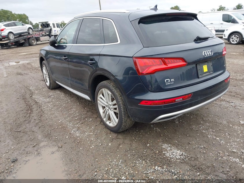 AUDI Q5 - zdjęcie 3