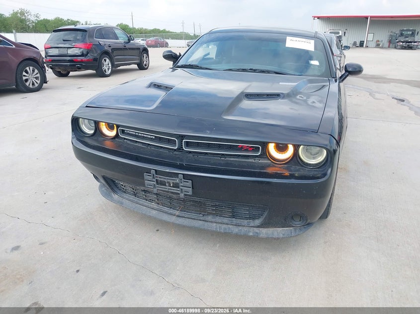 DODGE CHALLENGER - zdjęcie 12