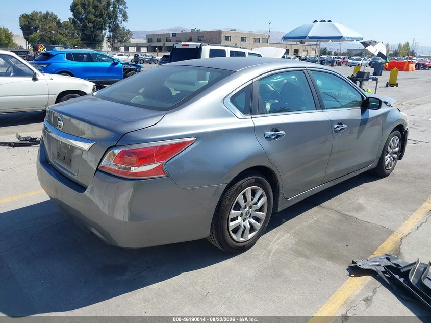 Фото 4 - NISSAN ALTIMA