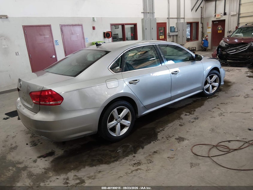 Vin: 1vwbh7a33cc085600, lot: 46689899, volkswagen passat 2.5l se 20124