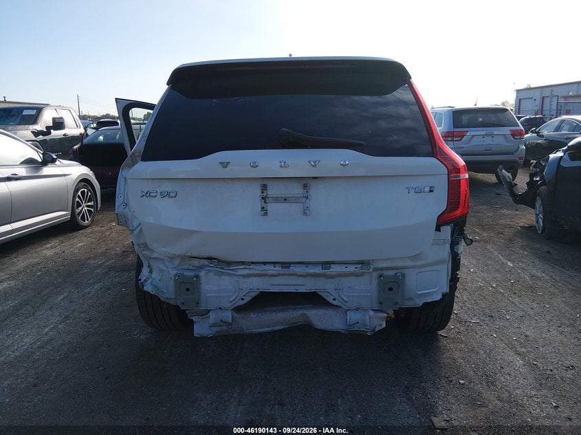 VOLVO XC90 HYBRID - zdjęcie 6