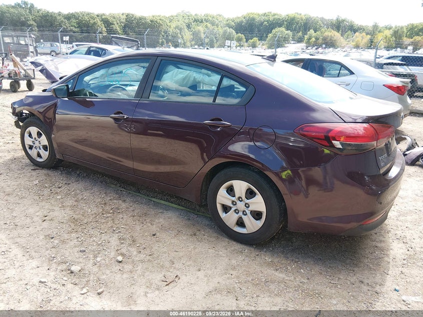 Vin: 3kpfk4a7xhe158209, lot: 46690109, kia forte lx 20173