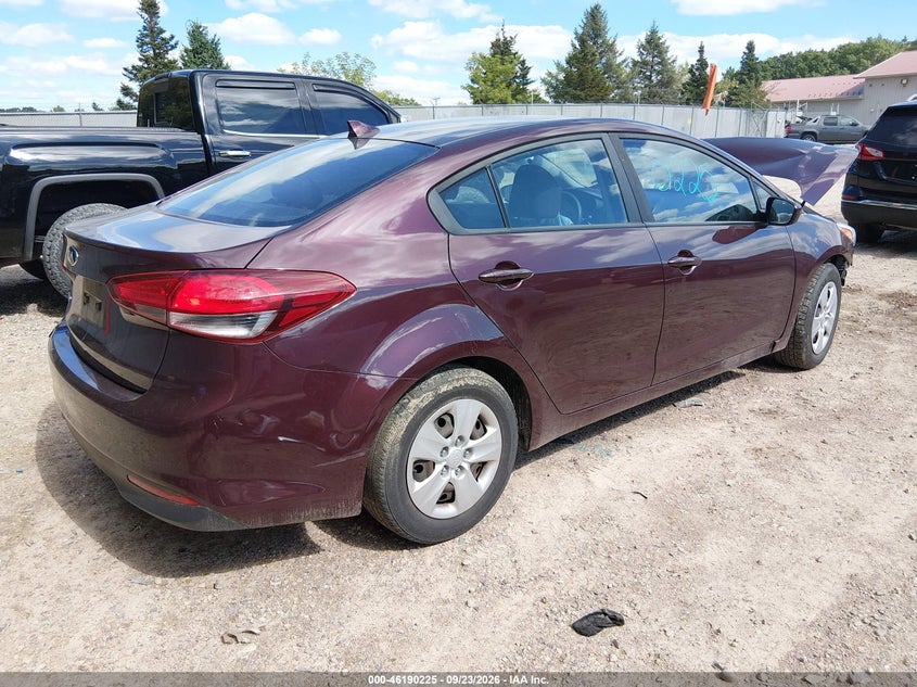 Vin: 3kpfk4a7xhe158209, lot: 46690109, kia forte lx 20174