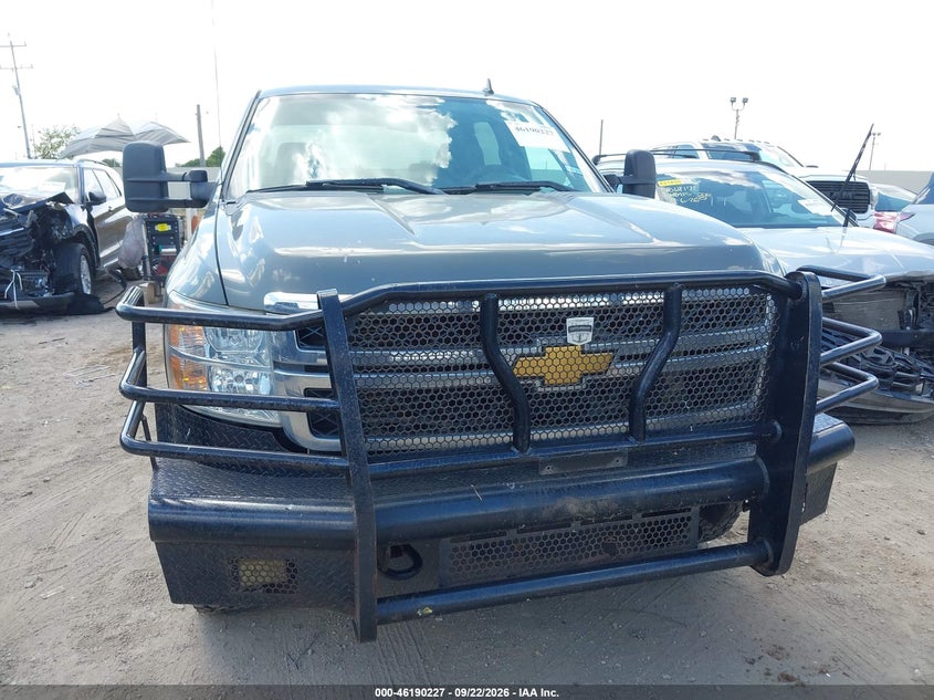 CHEVROLET SILVERADO 2500HD 2011 VIN 1GC1KYE82BF187107