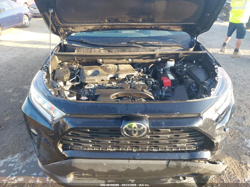 TOYOTA RAV4 - zdjęcie 10