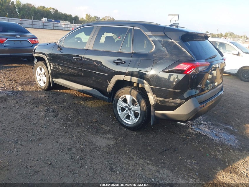 TOYOTA RAV4 - zdjęcie 3