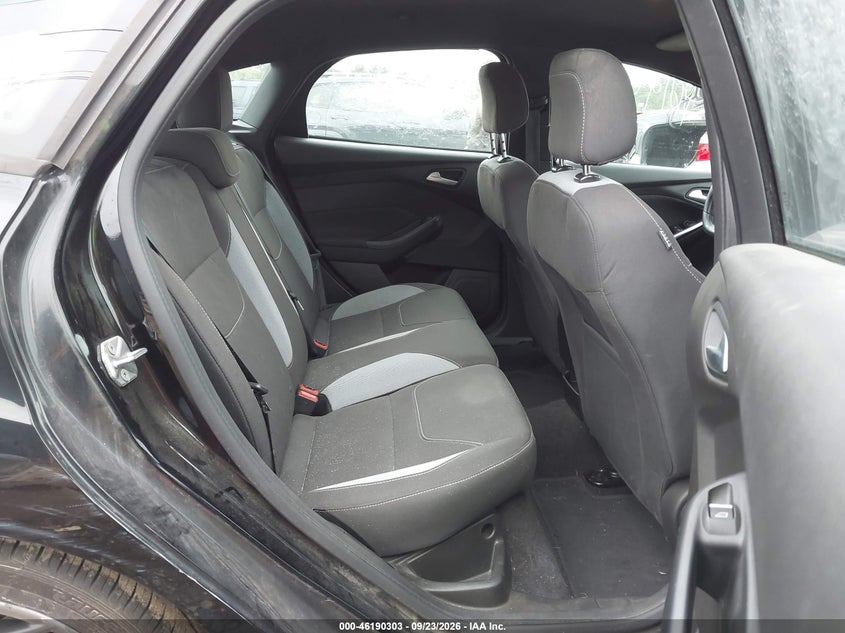 FORD FOCUS ST 2016 VIN 1FADP3L91GL358960