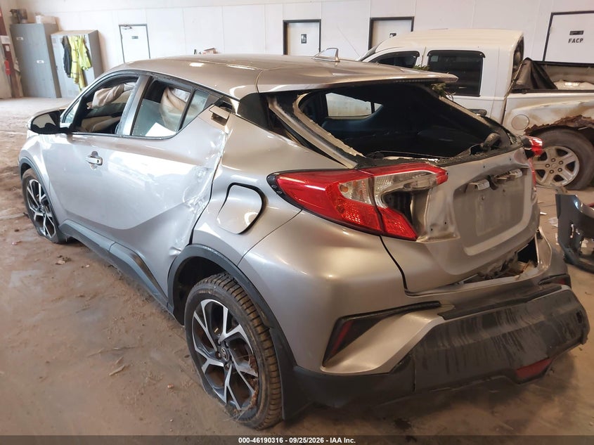 Vin: nmtkhmbx4jr039660, lot: 46690200, toyota c-hr xle premium 20183