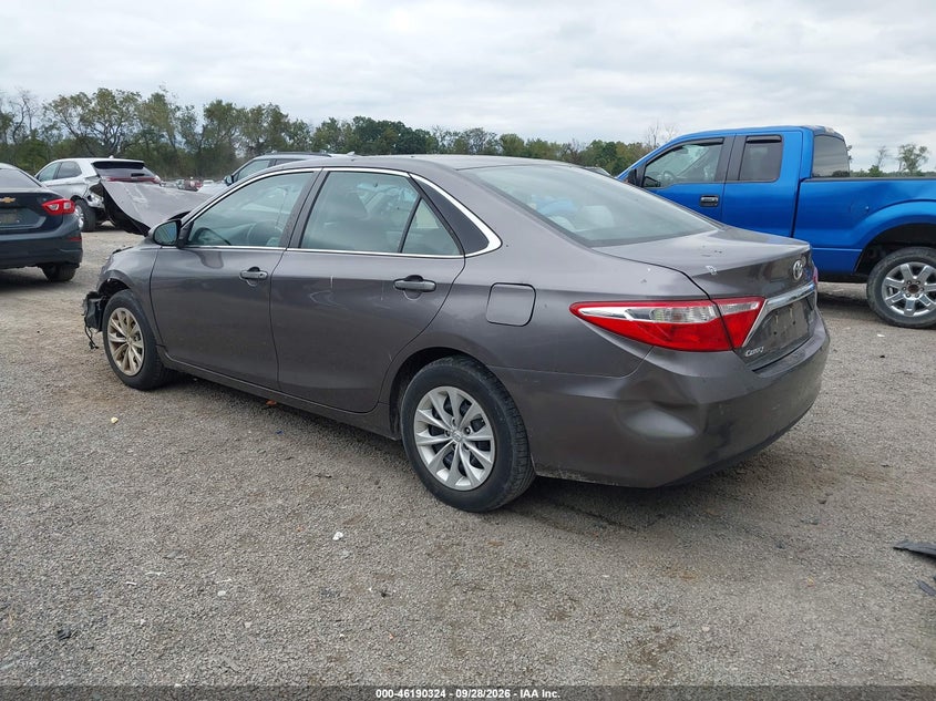 TOYOTA CAMRY - zdjęcie 3