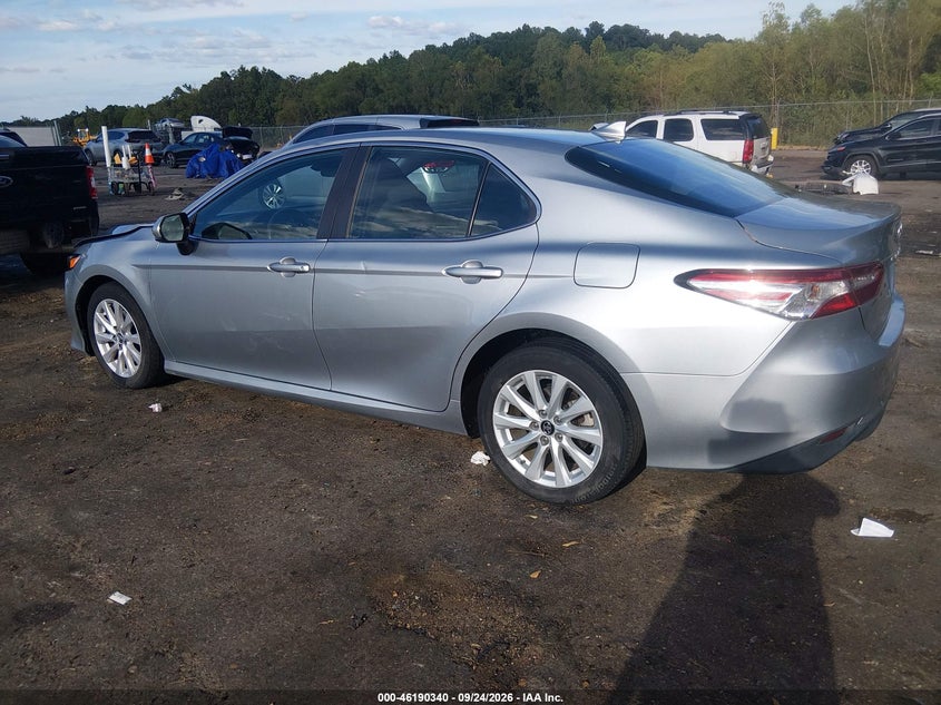 Vin: 4t1c11ak6lu330170, lot: 46690224, toyota camry le 20203
