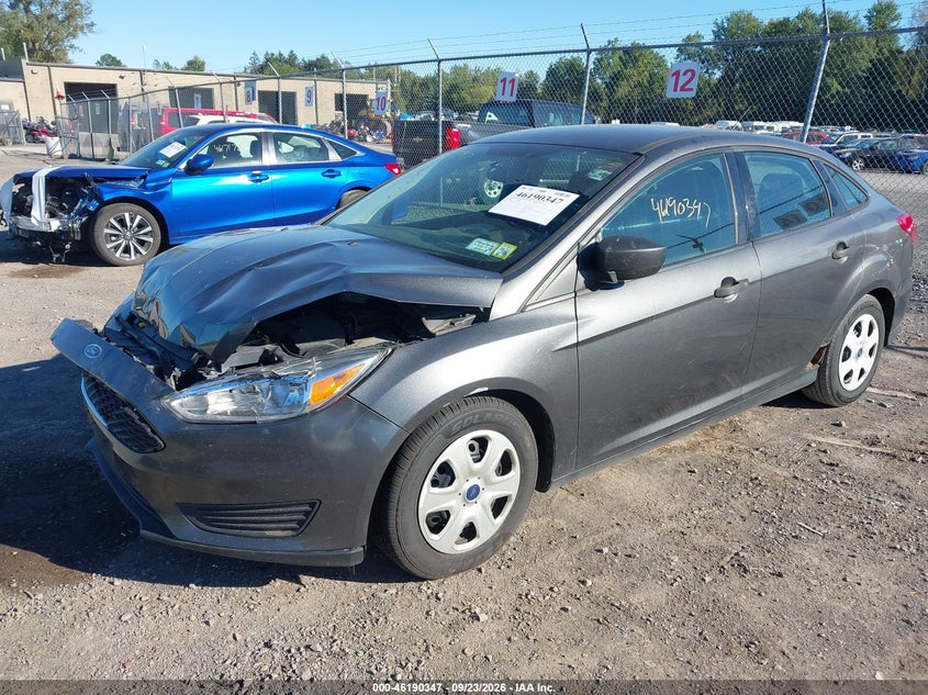 Vin: 1fadp3e25jl318565, lot: 46690231, ford focus s 20182