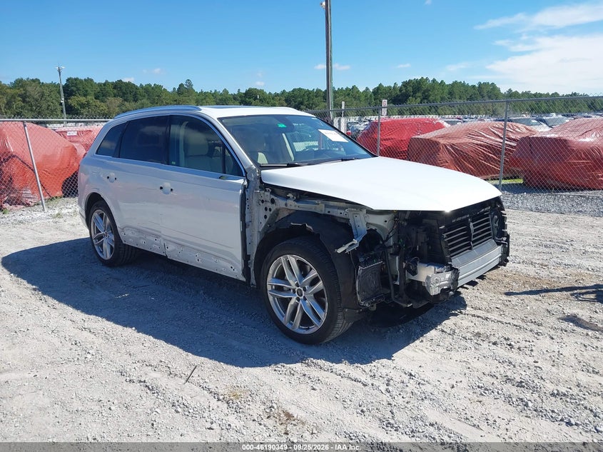 AUDI Q7 - zdjęcie 1
