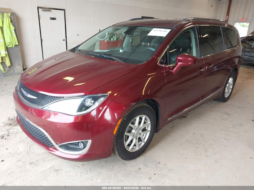 Vin: 2c4rc1bg3lr182799, lot: 46690244, chrysler pacifica touring l 20202