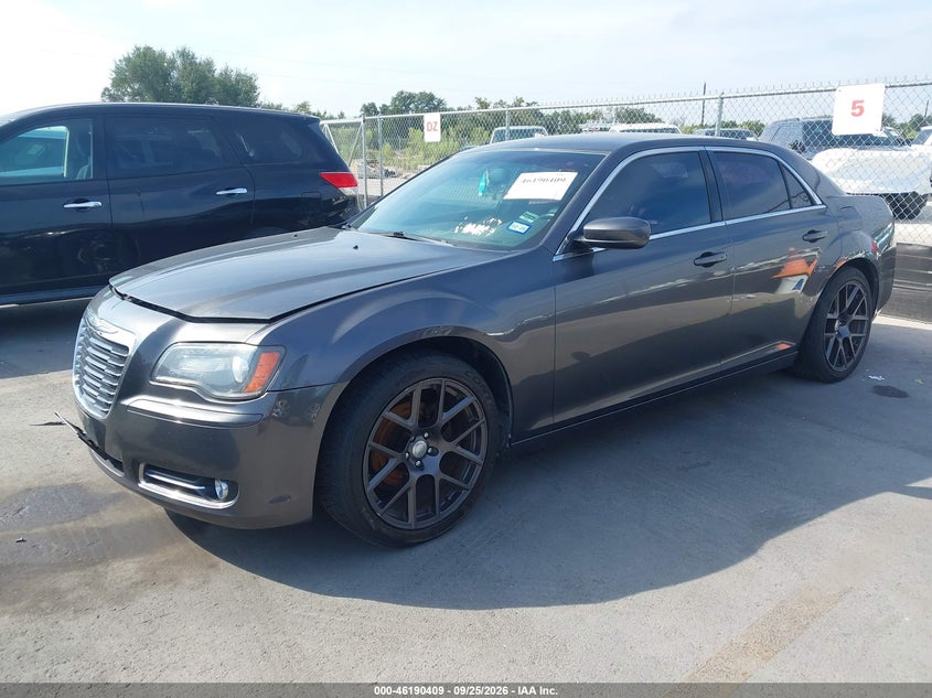 Vin: 2c3ccabg3dh728261, lot: 46690293, chrysler 300 300s 20132
