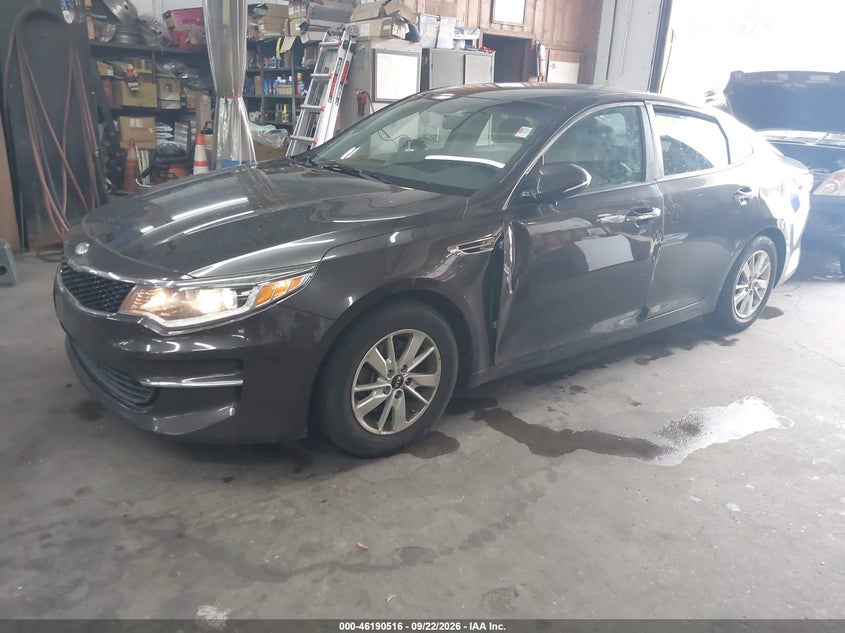 Vin: knagt4l37j5234737, lot: 46690400, kia optima lx 20182