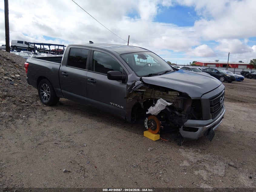 2024 Nissan Titan SV 4x4