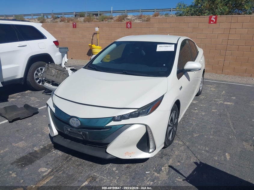 Vin: jtdkarfp2j3088421, lot: 46690531, toyota prius prime plus 20182