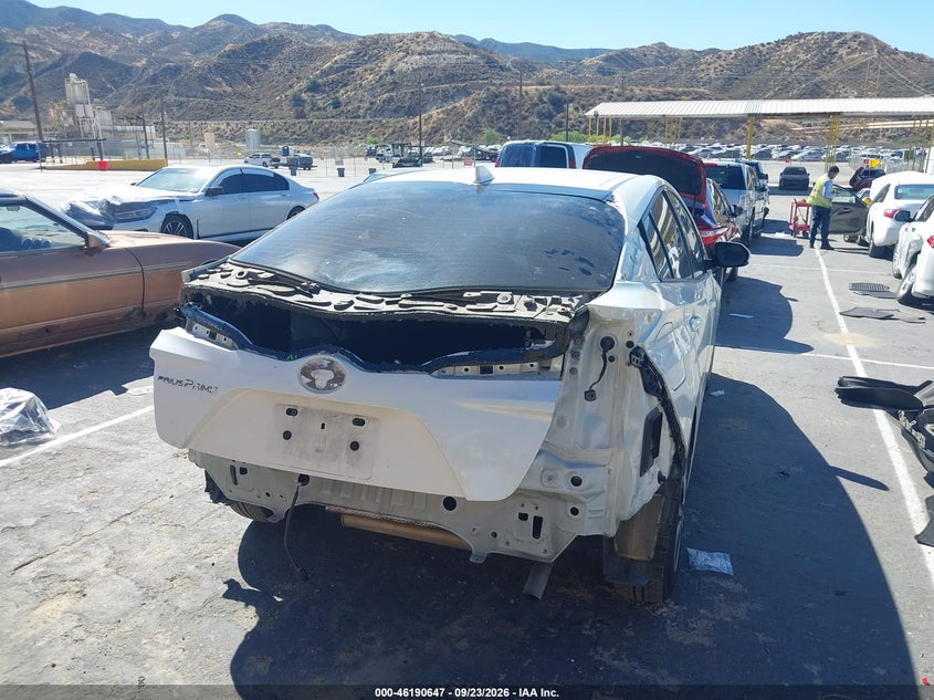 Vin: jtdkarfp2j3088421, lot: 46690531, toyota prius prime plus 20184