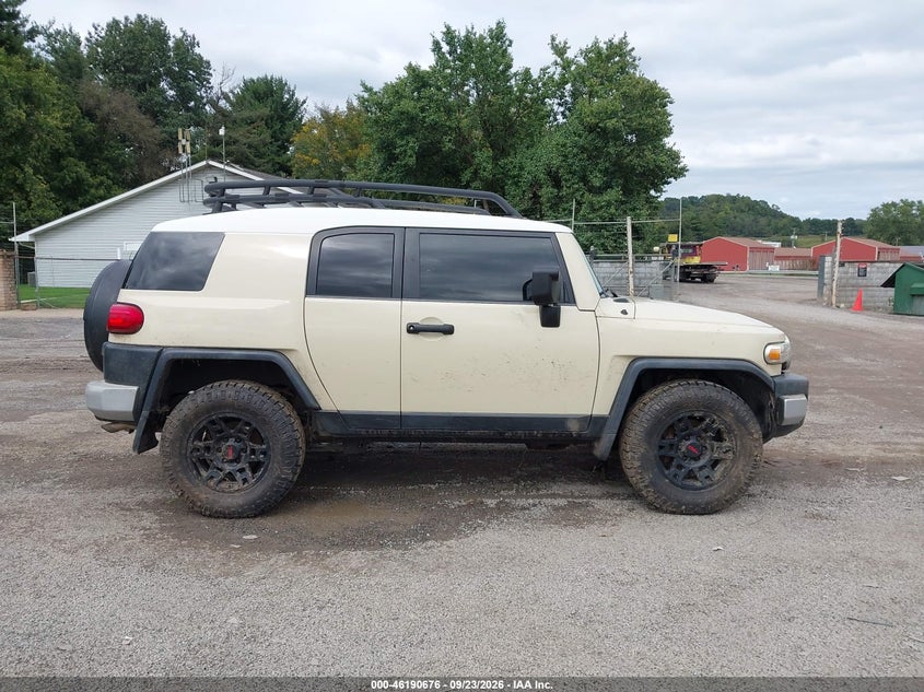 TOYOTA FJ CRUISER 2008 VIN JTEBU11FX8K033749