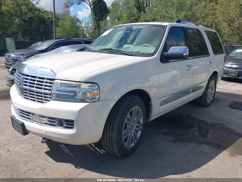 2007 LINCOLN NAVIGATOR auction photo 2