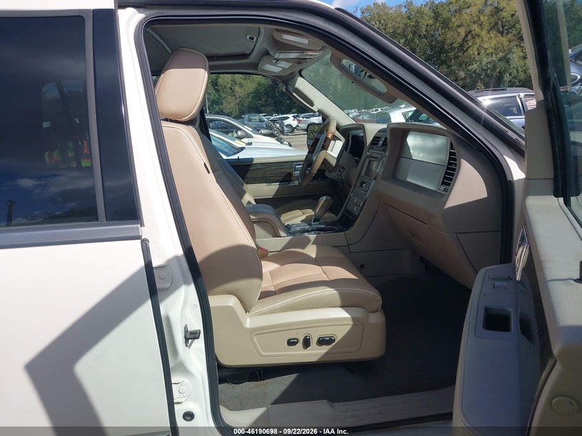 2007 LINCOLN NAVIGATOR auction photo 5