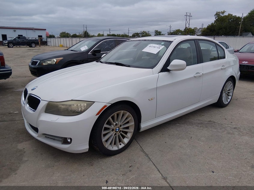 2010 BMW 3er, Звичайний знос, IAAI, VIN WBAPN7C54AA779122 — фото 2