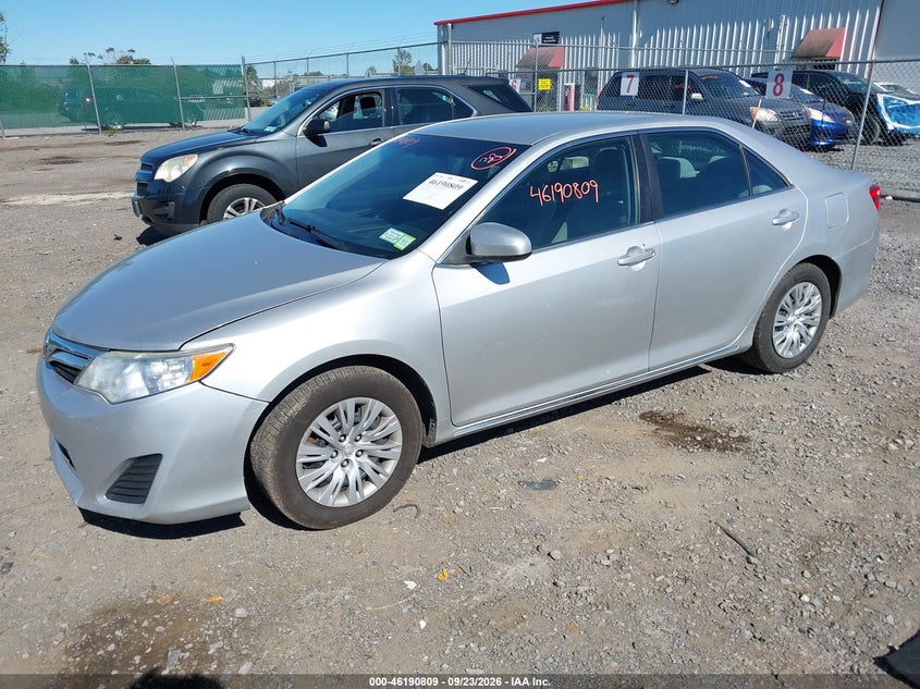 Vin: 4t4bf1fk5er372649, lot: 46690693, toyota camry le 20142