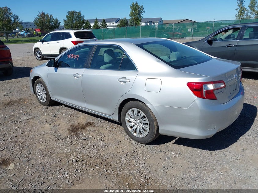 Vin: 4t4bf1fk5er372649, lot: 46690693, toyota camry le 20143