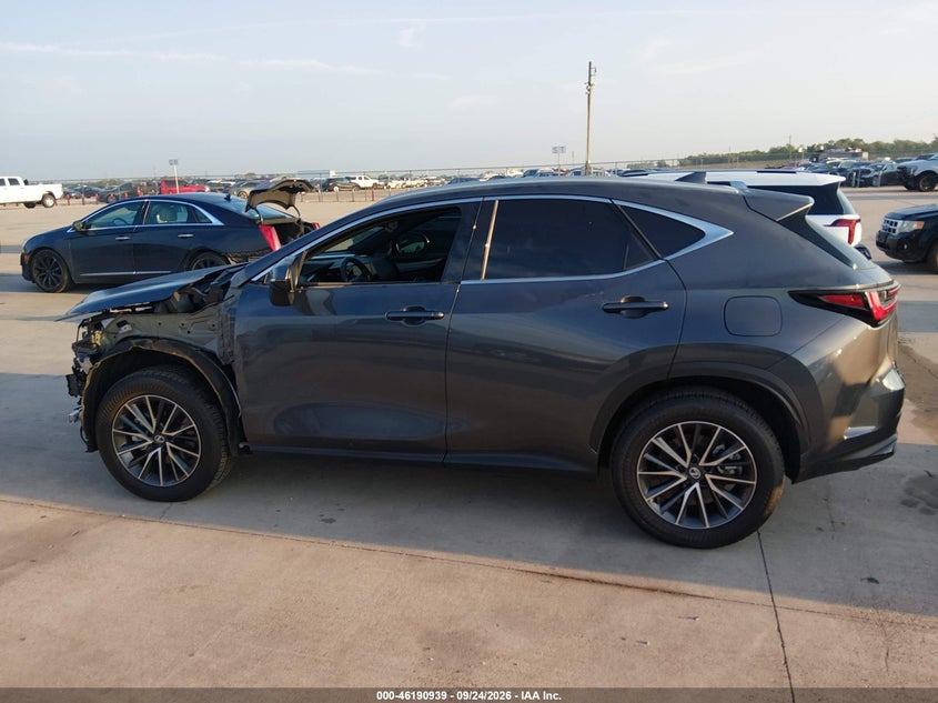LEXUS NX 350 - zdjęcie 15