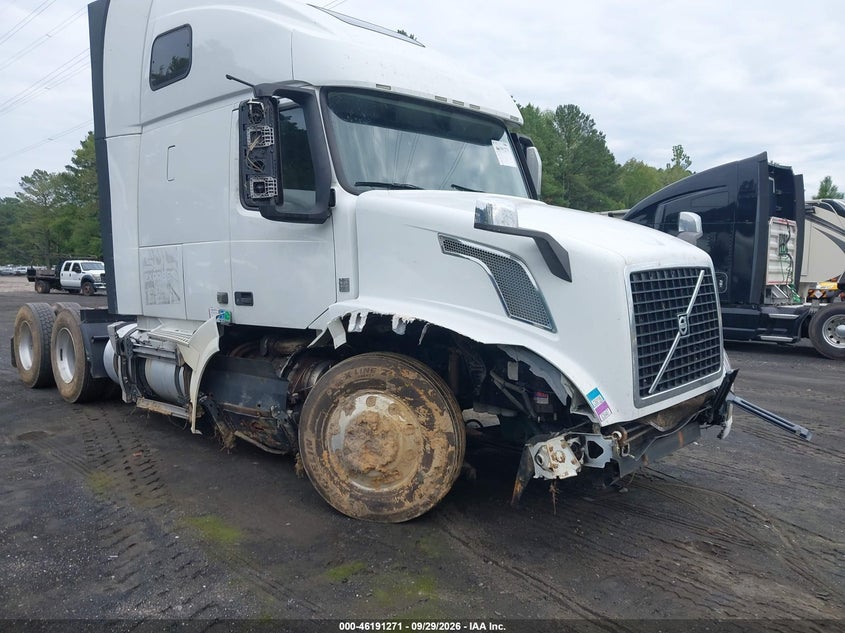 2018 VOLVO VNL