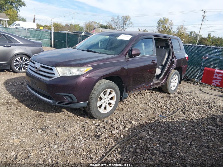 2012 Toyota Highlander, Левый бок, IAAI, VIN 5TDZA3EH5CS029922 — фото 2