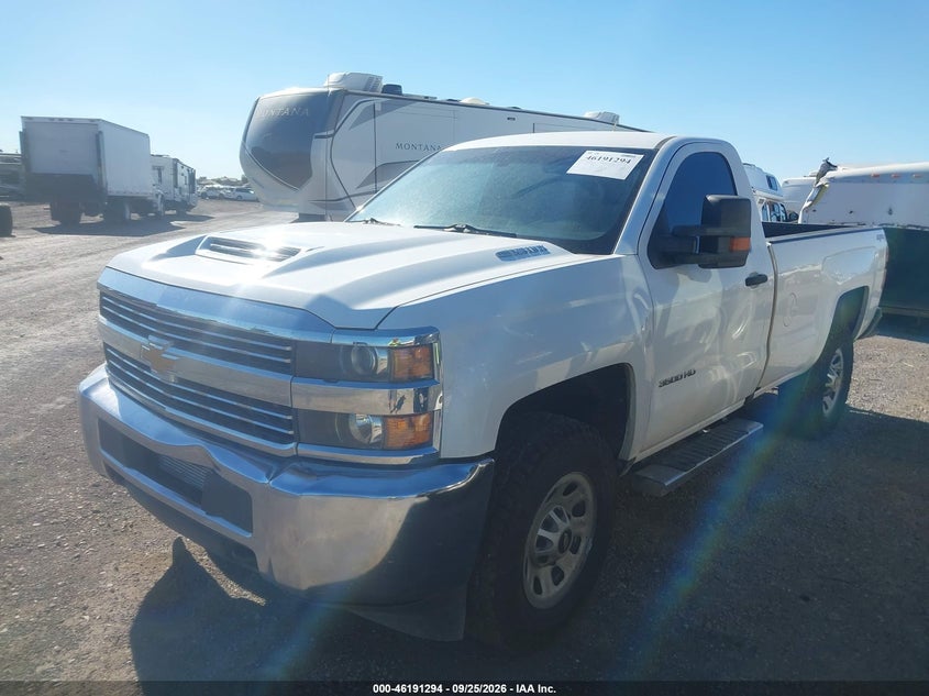 Chevrolet Silverado 3500Hd - фото 2