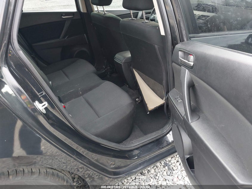 MAZDA MAZDA3 2012 VIN JM1BL1L83C1683091